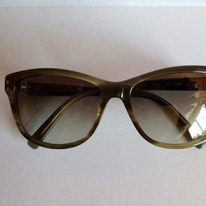 Valentino V627S Sunglasses
